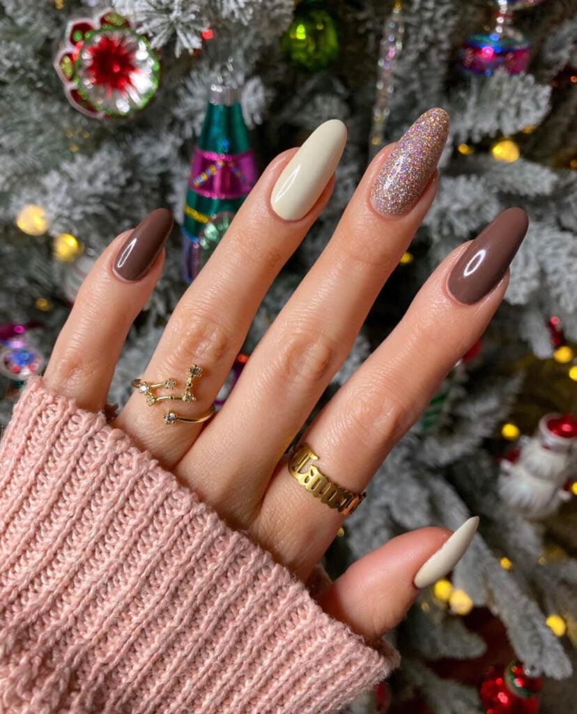 Cream Chocolate Glitter Almond Mix Cream Chocolate Glitter Almond Mix — Simple Winter Nails