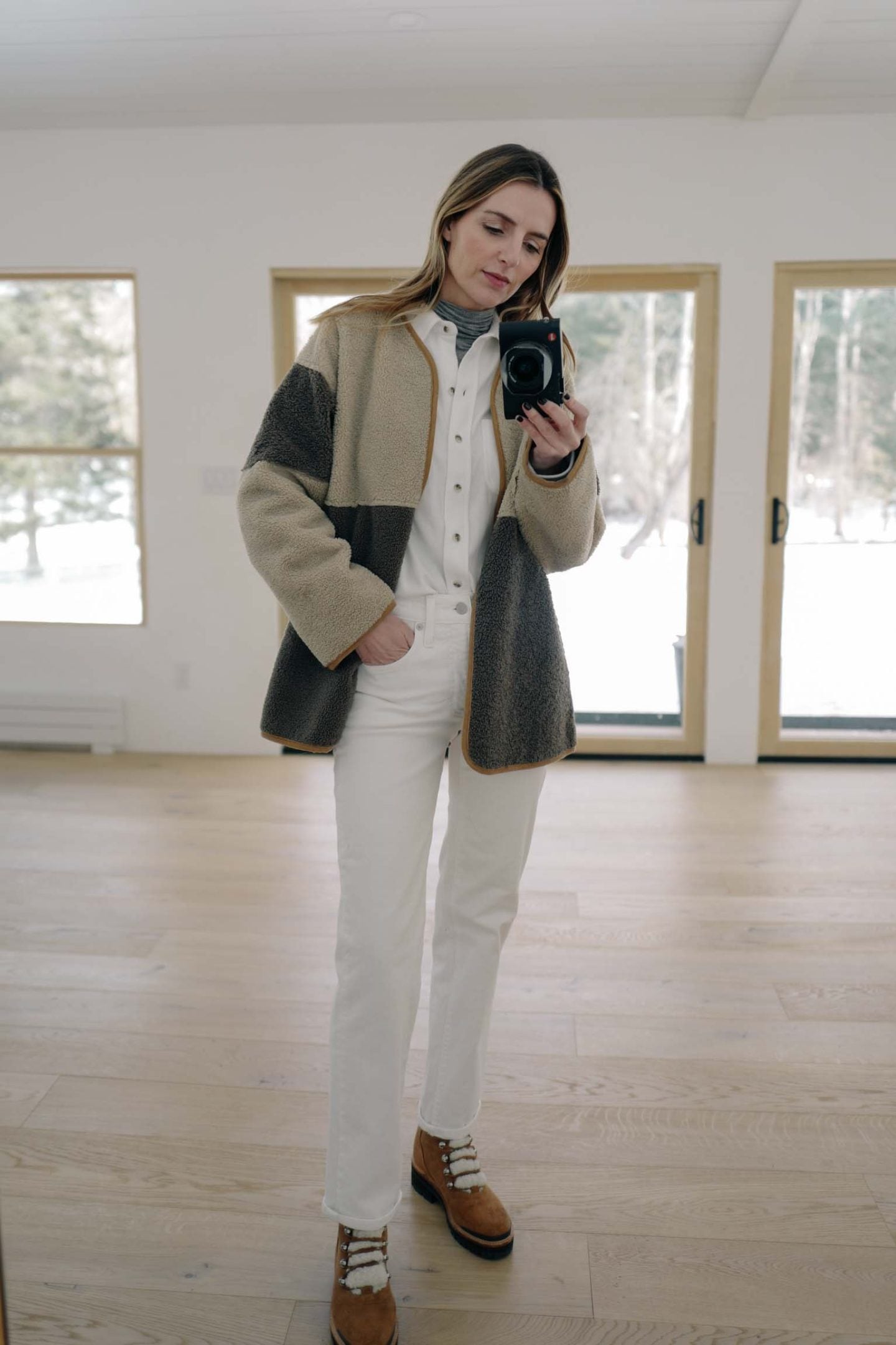 Color-Block Fleece Jacket for Casual Layered Comfort Color-Block Fleece Jacket for Casual Layered Comfort — Warm Winter Outfits