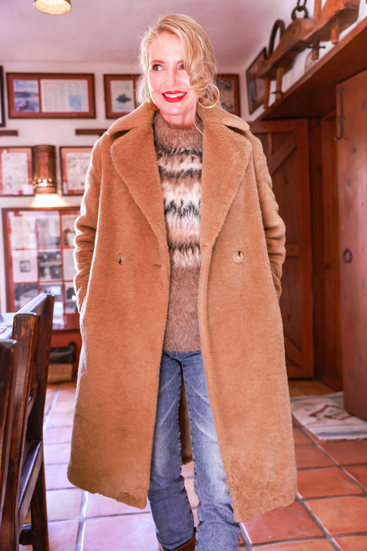 Oversized Camel Teddy Coat for Cozy Weekend Style — Shearling Coat Outfits