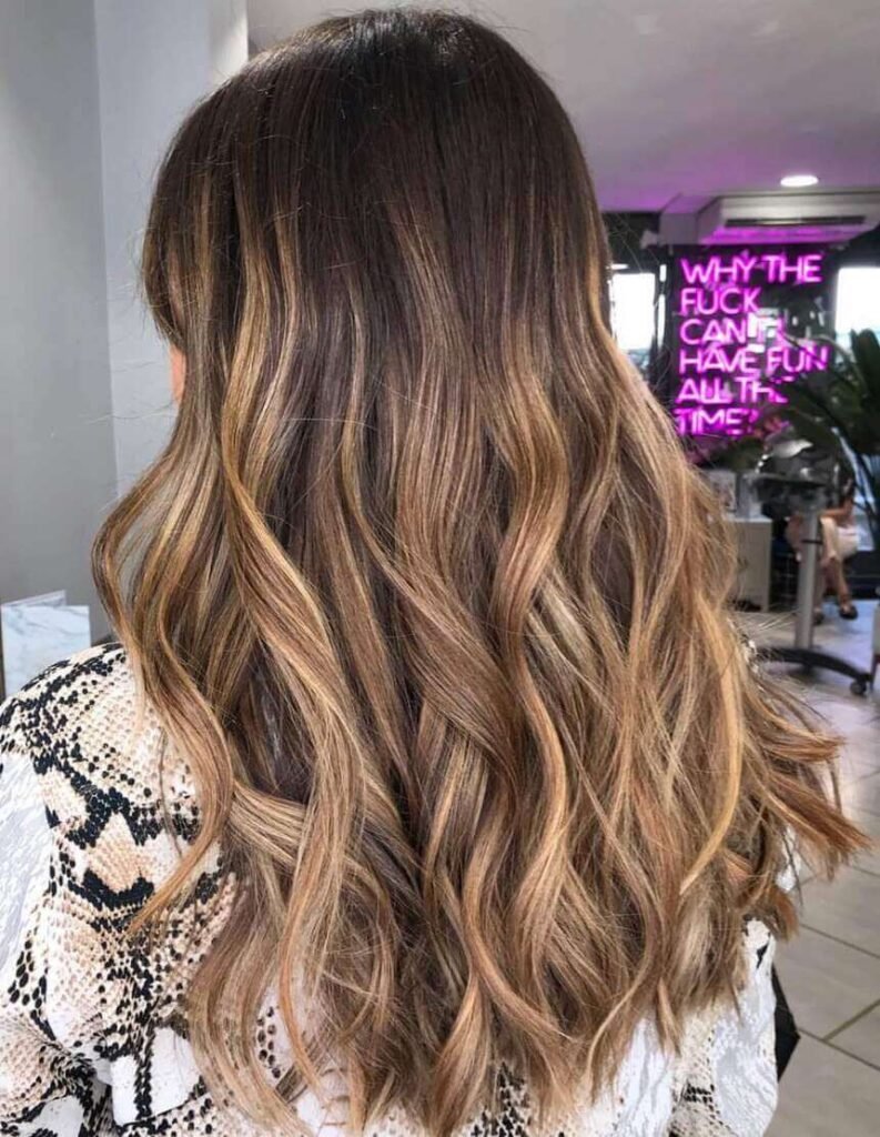 Layers Dark Brown to Caramel Blonde Mid-Back Waves Layers Dark Brown to Caramel Blonde Mid-Back Waves — Winter Ombre Hair
