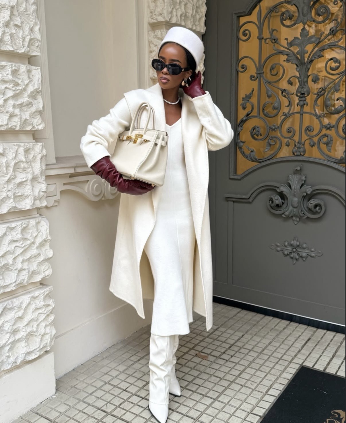 Monochromatic Cream Outfit with Burgundy Accents Monochromatic Cream Outfit with Burgundy Accents — Winter Date Night Outfits