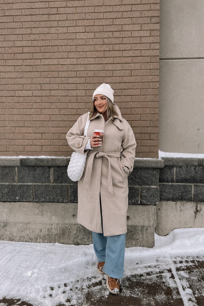 Tie-Waist Wool-Blend Coat with Bright Jeans Tie-Waist Wool-Blend Coat with Bright Jeans — Cold Weather Outfits