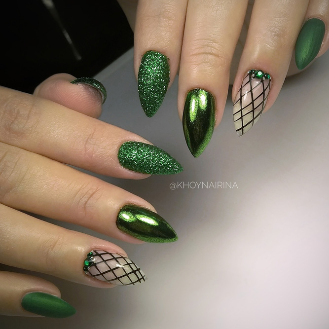 Metallic Green Stiletto With Chrome Metallic Green Stiletto With Chrome — Winter Stiletto Nails