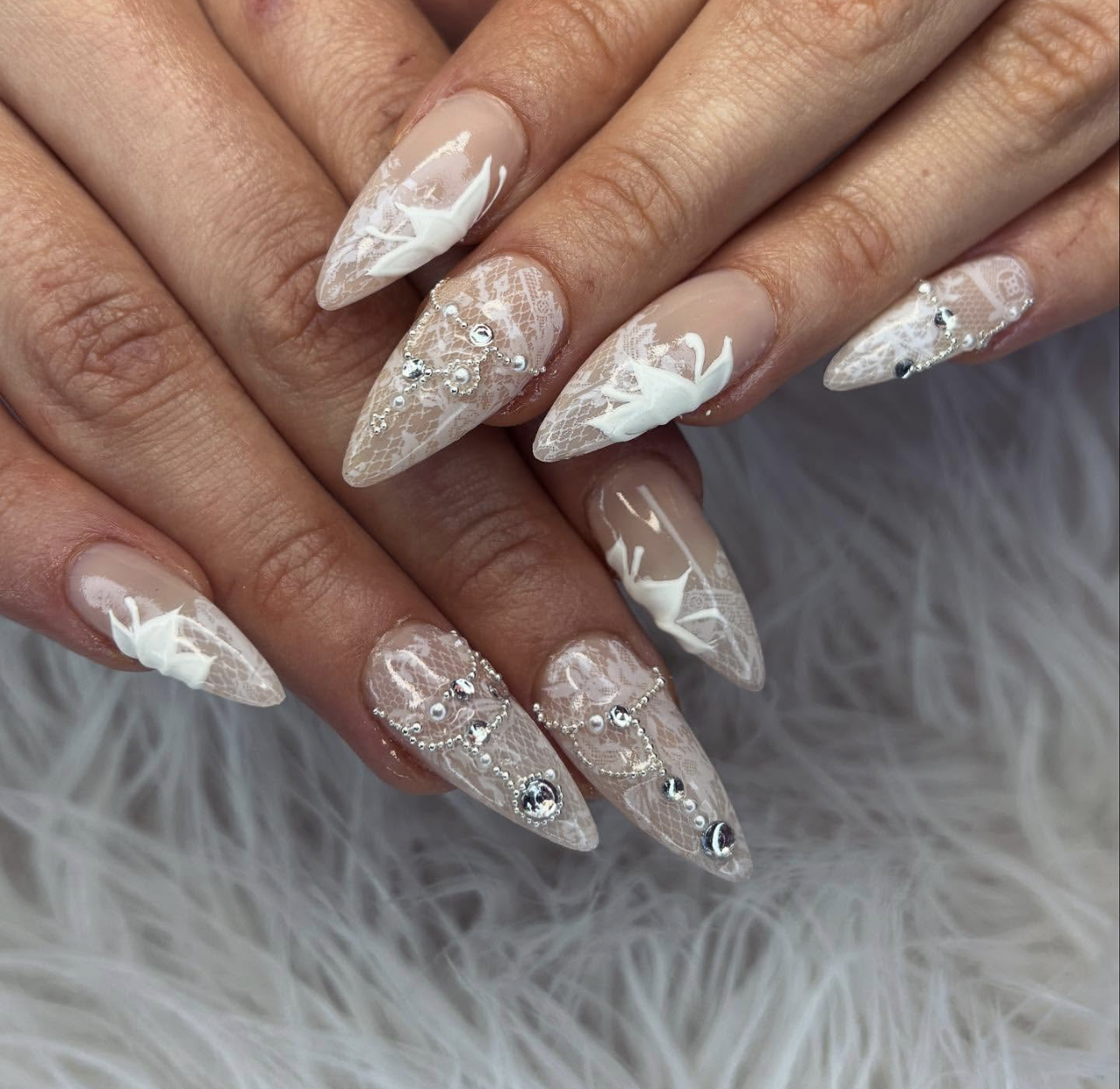 Sparkling Stiletto Lace Bridal Nails Sparkling Stiletto Lace Bridal Nails — Lace Nails