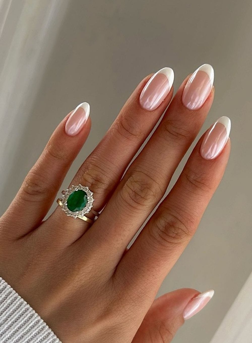 Pearlescent Shimmer French Oval Nails Pearlescent Shimmer French Oval Nails — Classy Winter Nails