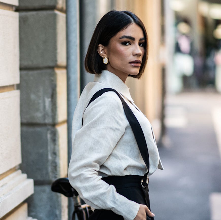 Dark Brown Sleek Chin Blunt Bob Dark Brown Sleek Chin Blunt Bob — Winter Haircuts for Women