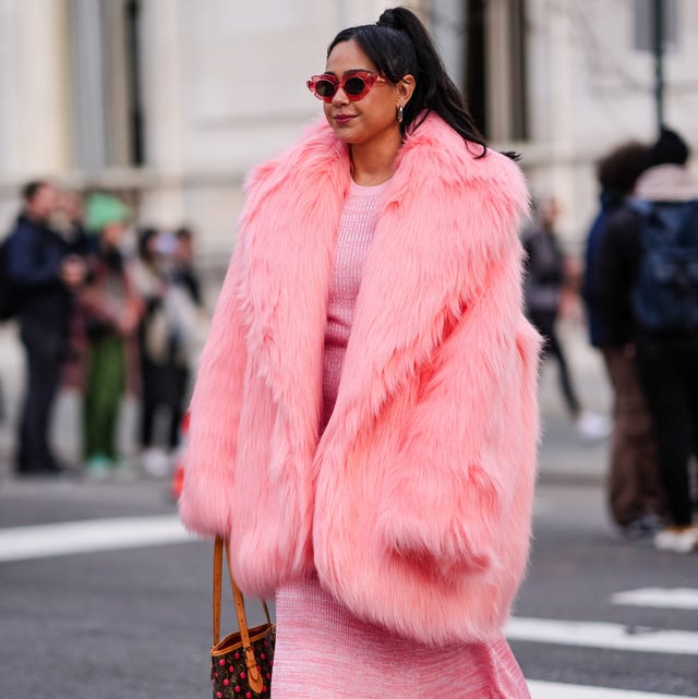 Bold Pink Faux Fur Coat for a Statement Street Style Look — Shearling Coat Outfits