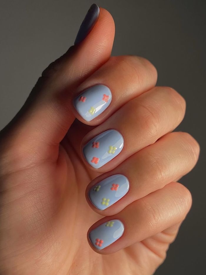 Light Blue with Scattered Flowers Light Blue with Scattered Flowers — simple nail designs