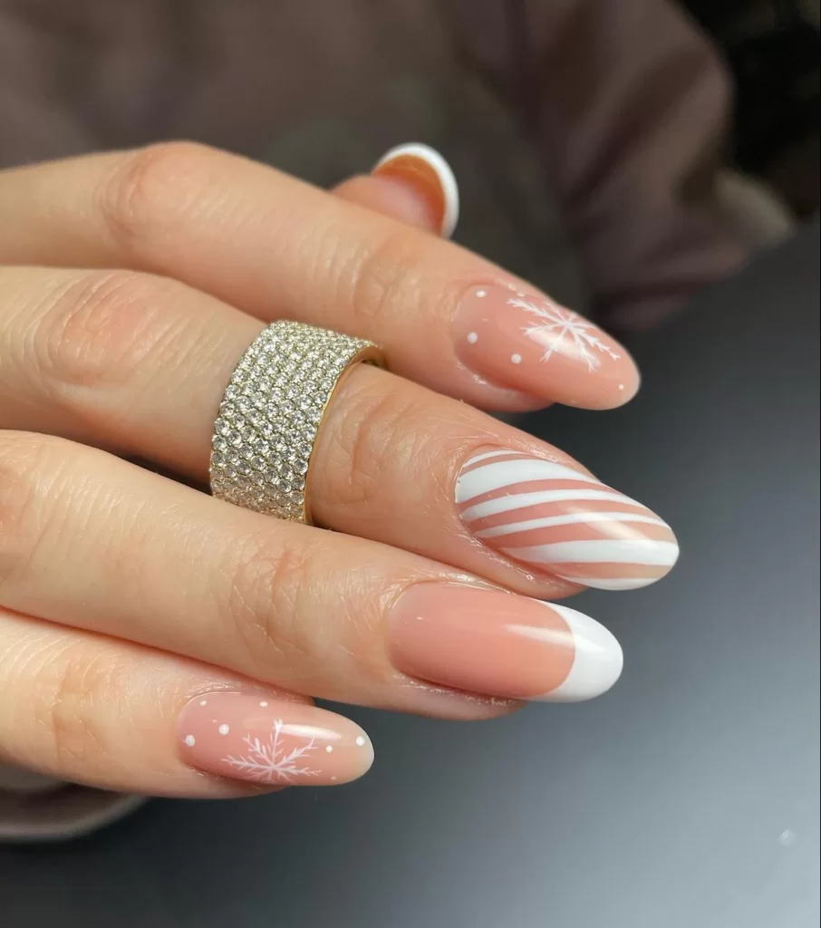 Sheer Nude Snowflake and Candy Cane Nails Sheer Nude Snowflake and Candy Cane Nails — Winter Round Nails