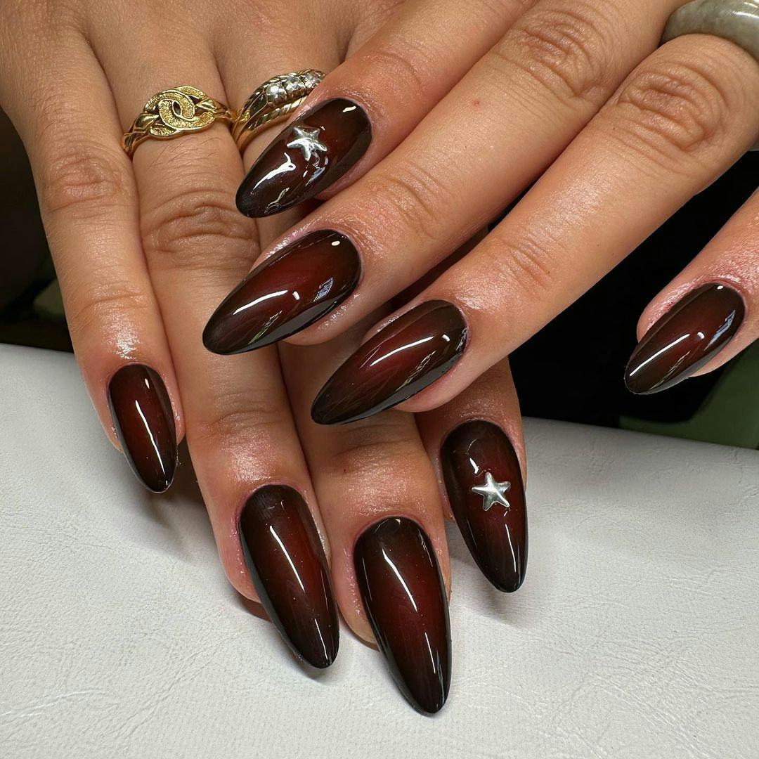 Gradient Coffin with Silver Star Charms Gradient Coffin with Silver Star Charms — Black Cherry Nails