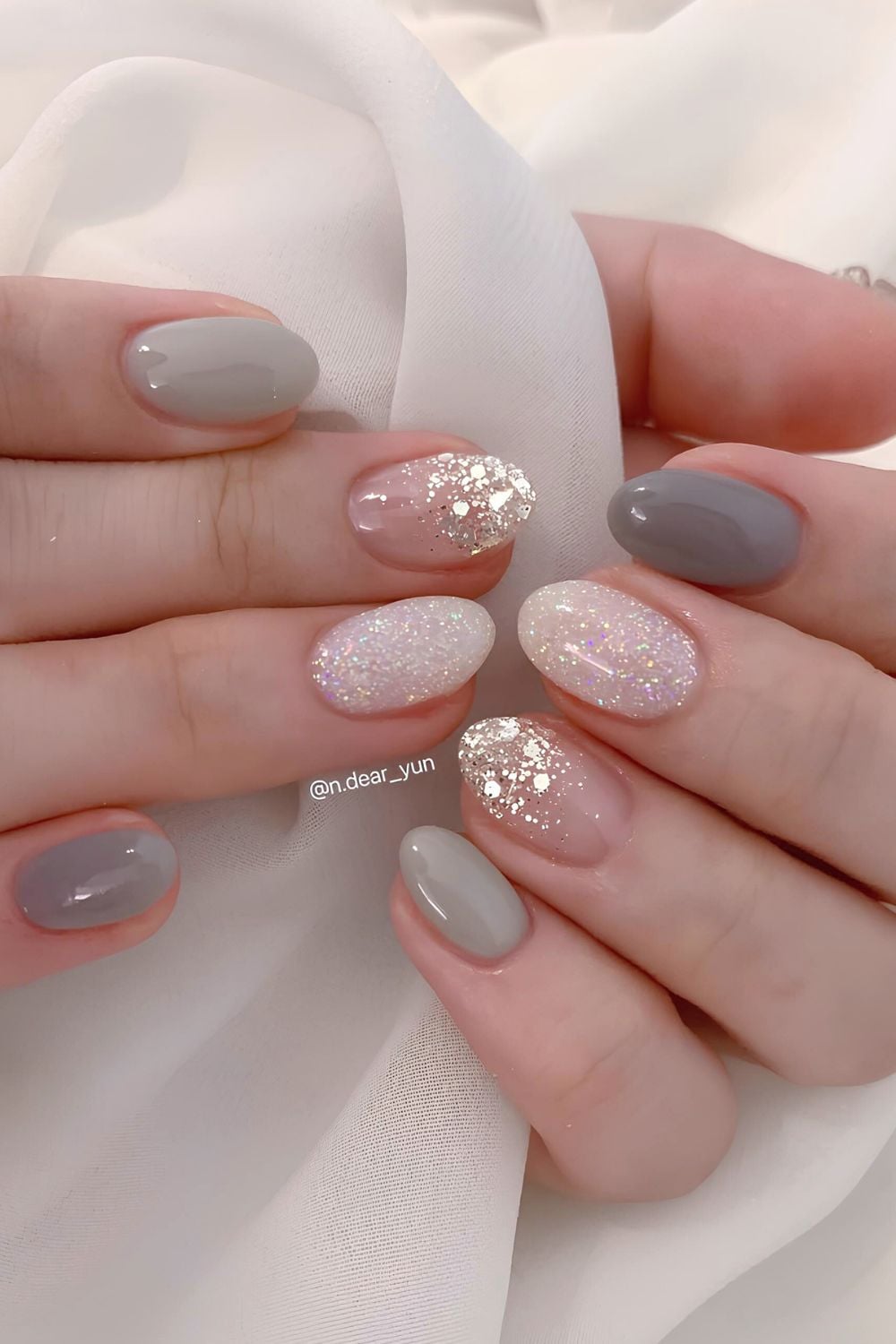 3D Snowflakes on Matte Light Grey 3D Snowflakes on Matte Light Grey — Winter Gray Nails