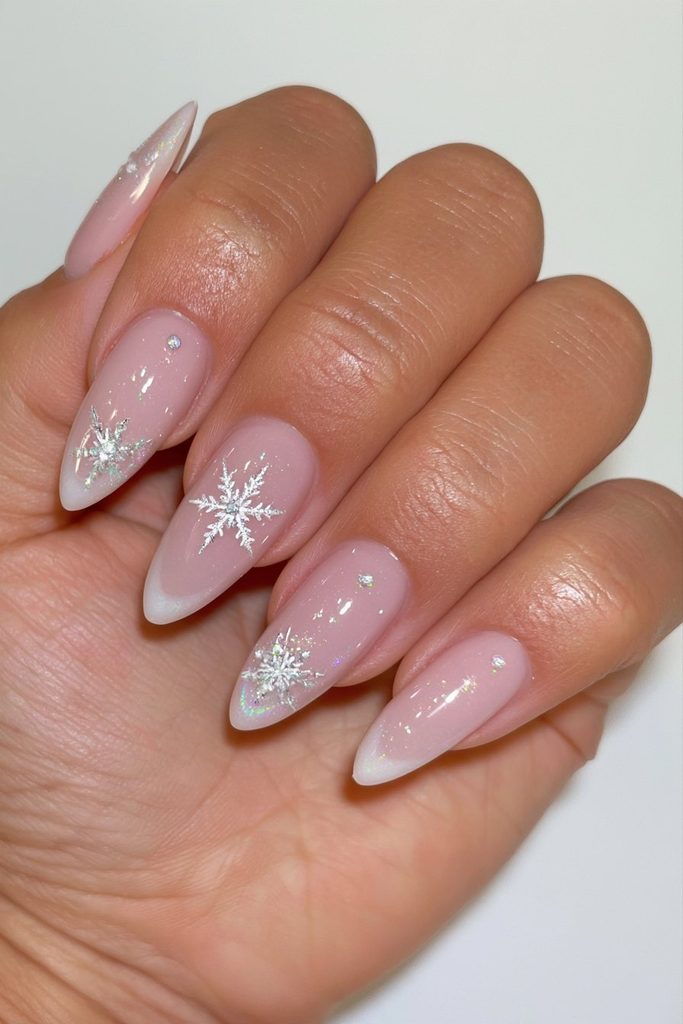 French Tip Snowflake Oval Nails French Tip Snowflake Oval Nails — Winter Ombre Nails
