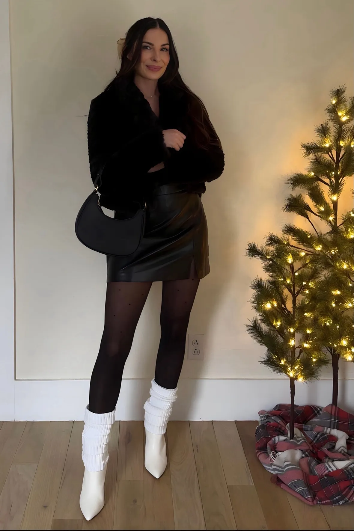 Evening Casual White Leg Warmers with Faux Fur and Leather Skirt Evening Casual White Leg Warmers with Faux Fur and Leather Skirt — Leg Warmers Outfits