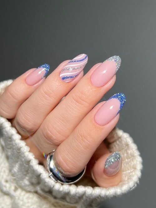 Winter Visual Idea — Winter French Tip Nails