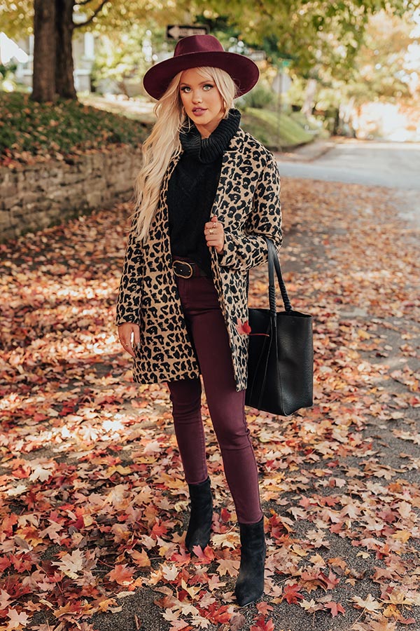 Autumnal Leopard Coat with Burgundy Trousers and Fedora Autumnal Leopard Coat with Burgundy Trousers and Fedora — Leopard Coat Outfits