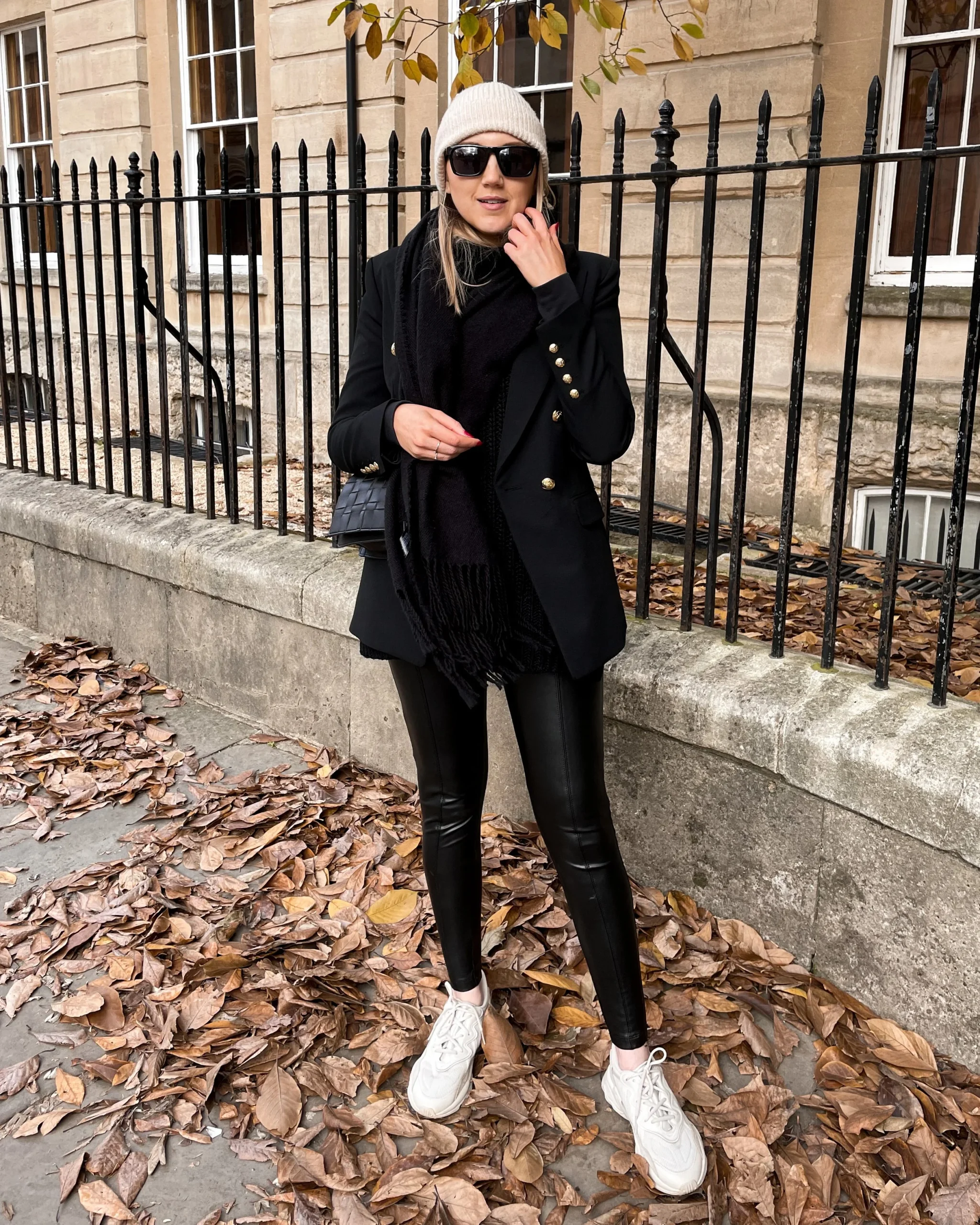 Chic Edge: Blazer Over Faux Leather Leggings Chic Edge: Blazer Over Faux Leather Leggings — Winter Layering Outfits