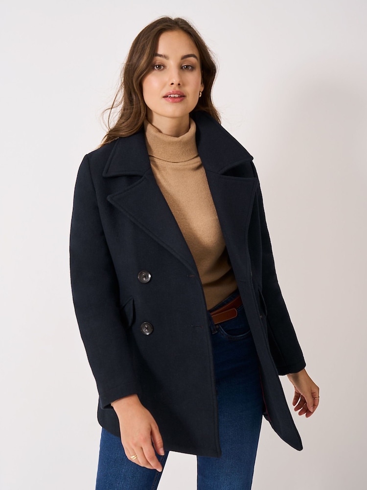 Fitted Casual: Navy Peacoat with Tan Turtleneck and Jeans — Peacoat Outfits