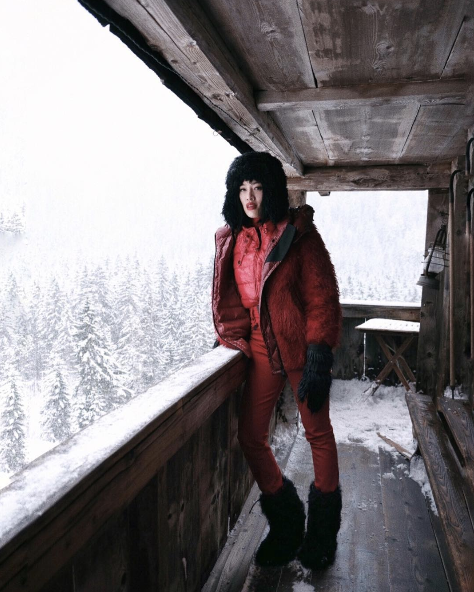 Monochromatic Red Ensemble with Black Tall Boots Monochromatic Red Ensemble with Black Tall Boots — Snow Boots Outfits