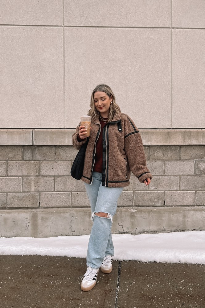 Brown Teddy Fleece Jacket for a Cozy, Casual Everyday Look Brown Teddy Fleece Jacket for a Cozy, Casual Everyday Look — Winter Outfits for Moms