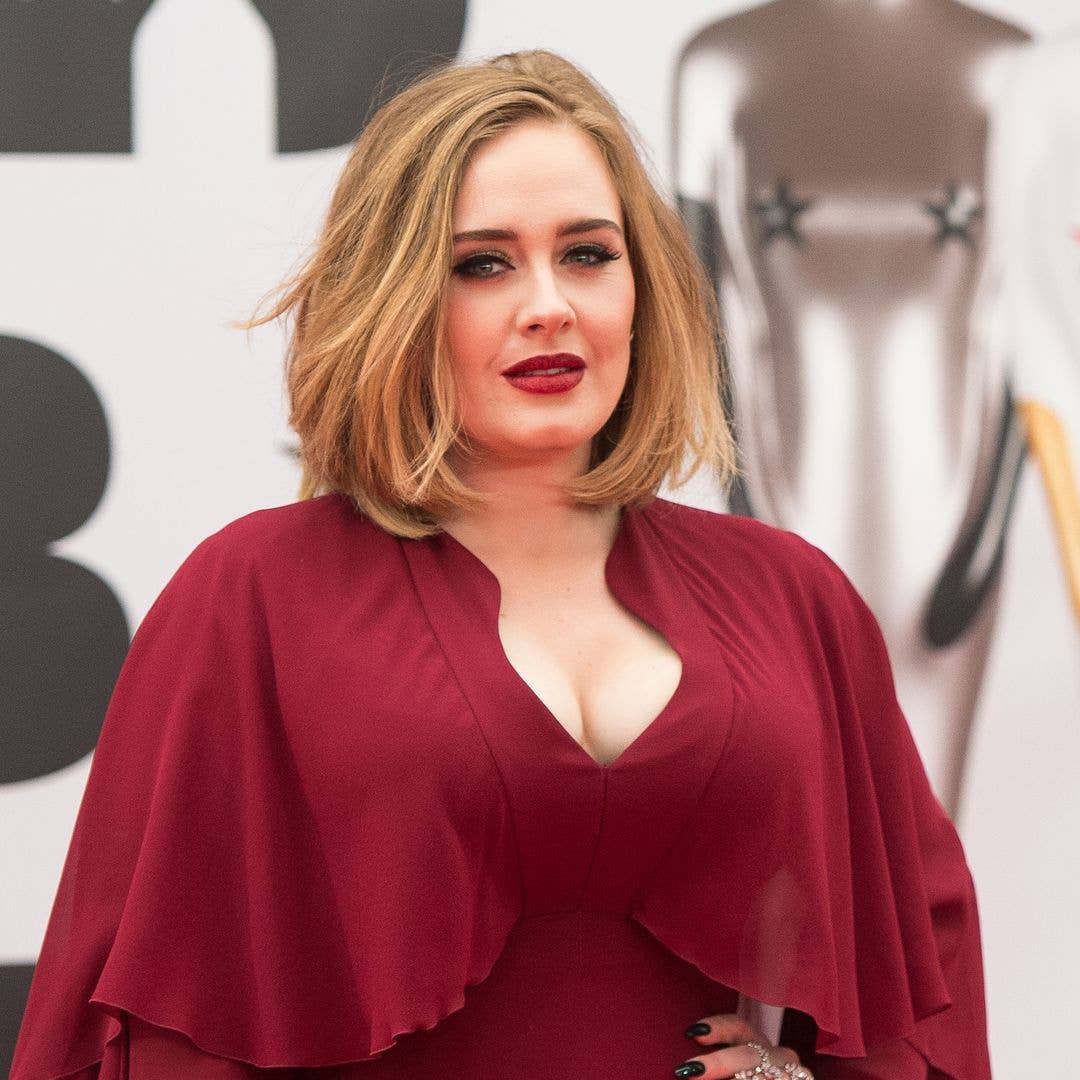 Blonde Wavy Bob With Blowout — Winter Haircuts for Plus Size Women