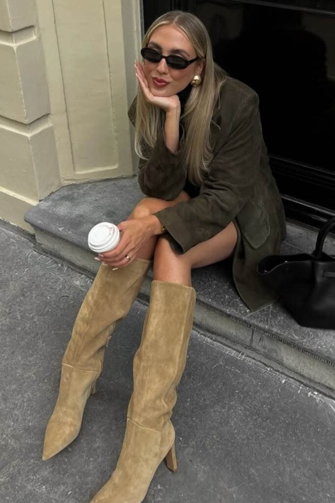 Tan Suede Knee-High Boots Outfit Idea Tan Suede Knee-High Boots Outfit Idea — Suede Boots Outfits