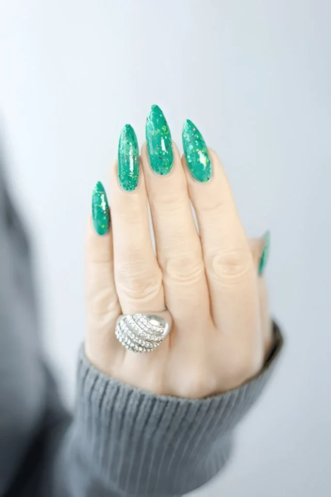 Bright Green Glitter Stiletto Nails Bright Green Glitter Stiletto Nails — green nail designs