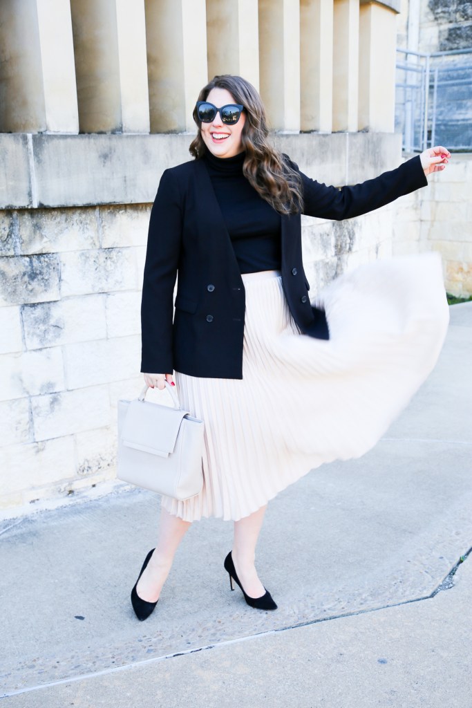 Black Turtleneck under Blazer with Cream Pleated Midi Skirt — Turtleneck Outfits