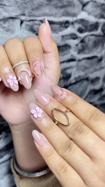 3D Pink Flower Gold Outline Oval Nails 3D Pink Flower Gold Outline Oval Nails — classy simple nail designs