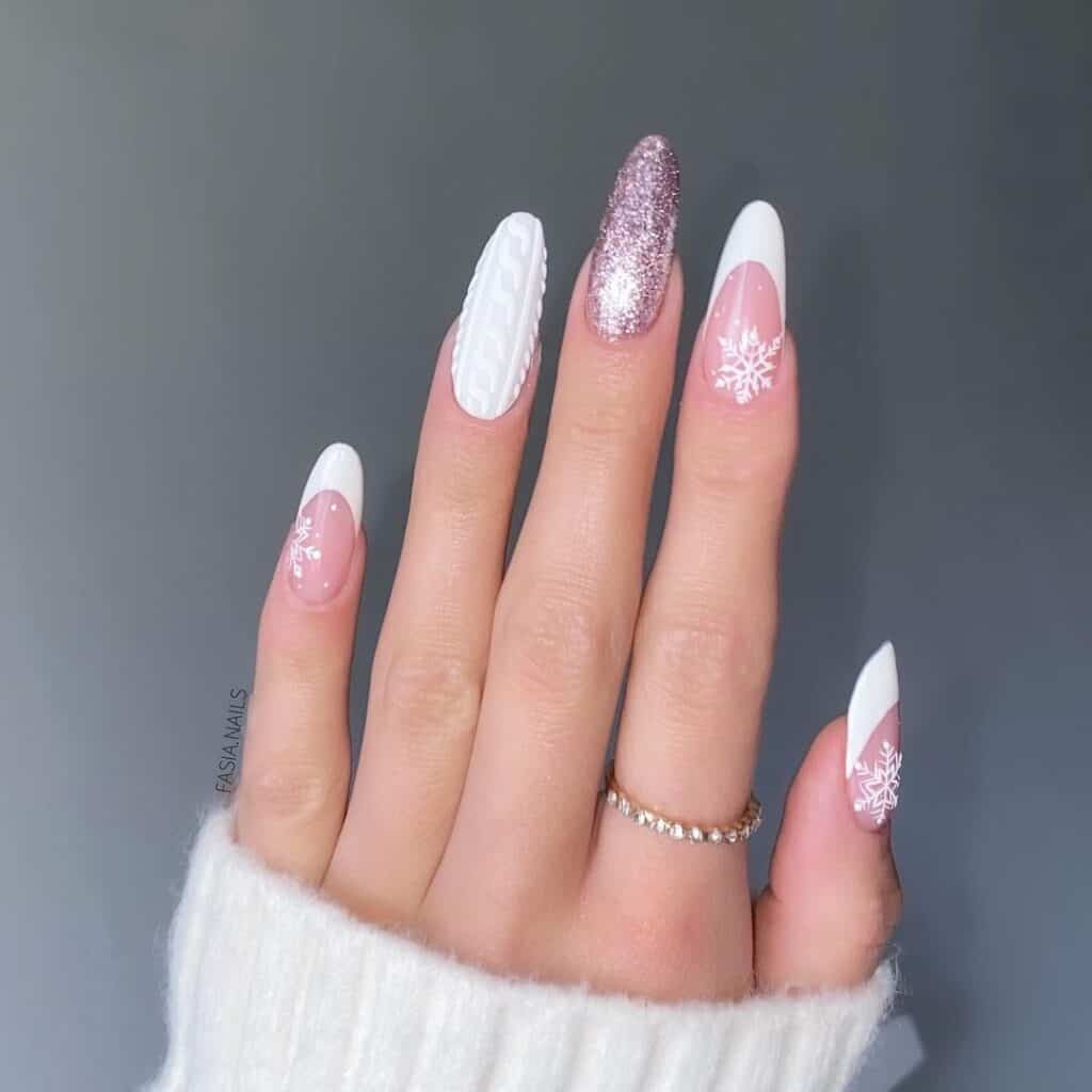 Long Almond White Knit Snowflakes Glitter Long Almond White Knit Snowflakes Glitter — Winter White Nails
