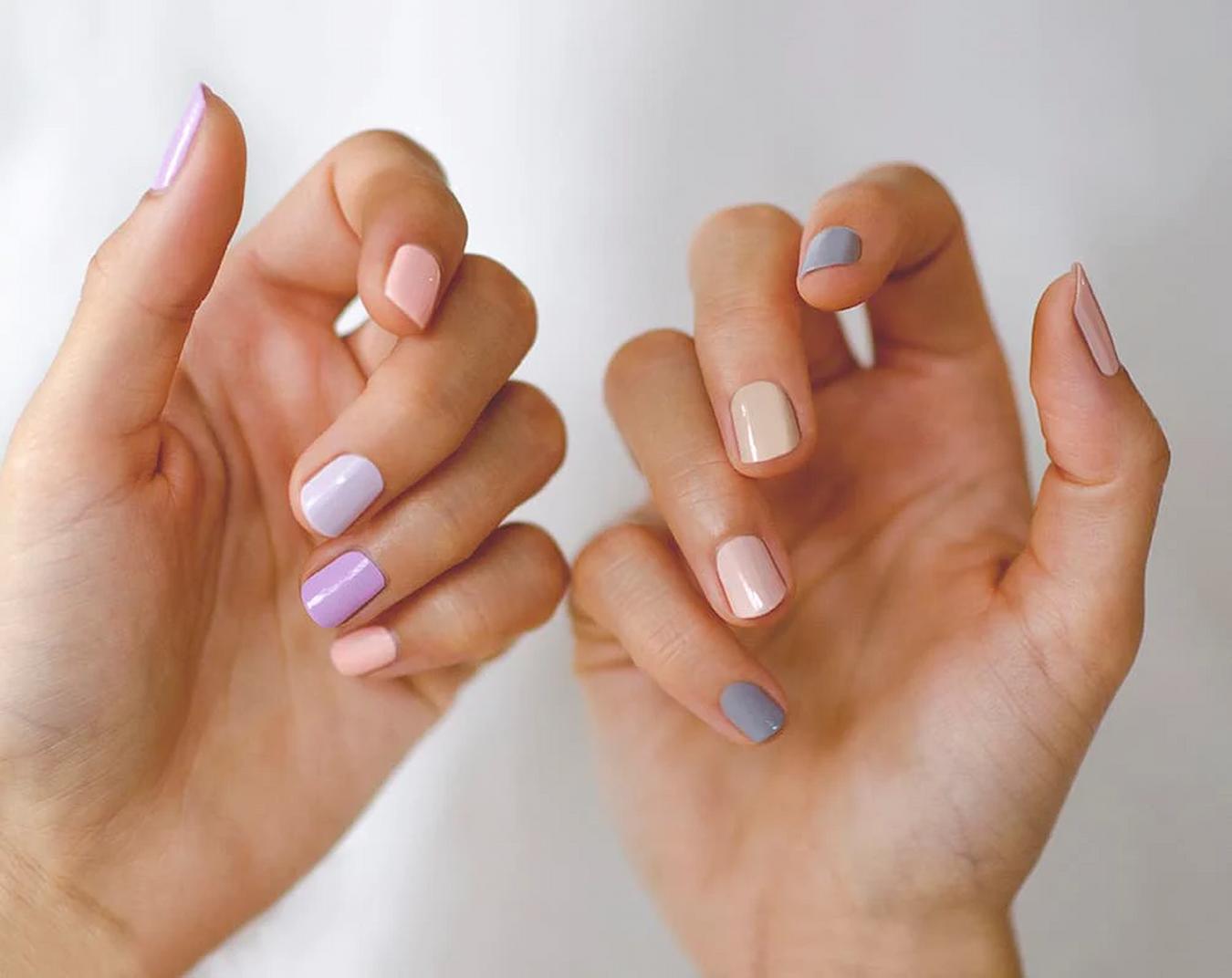 Glossy Pastel Mix Short Square Nails Glossy Pastel Mix Short Square Nails — Winter Nail Colors for Pale Skin