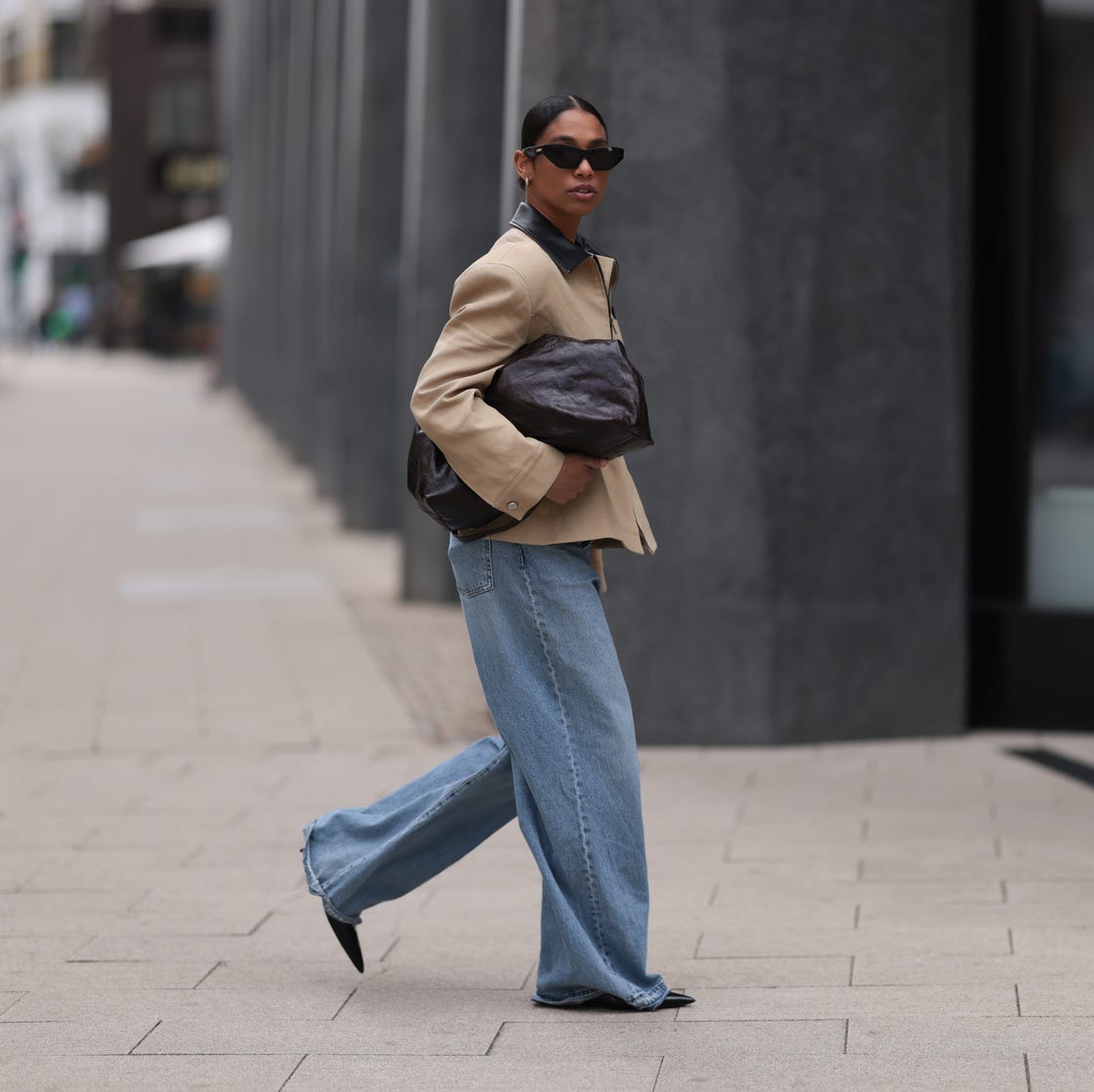 Black Pointed Toe Heels Outfit Idea Black Pointed Toe Heels Outfit Idea — Winter Outfits with Wide Leg Jeans