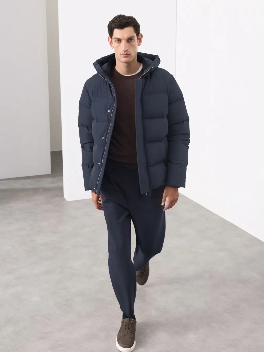Navy Puffer Jacket with Hoodie for Practical Winter Comfort — Winter Outfits for Men