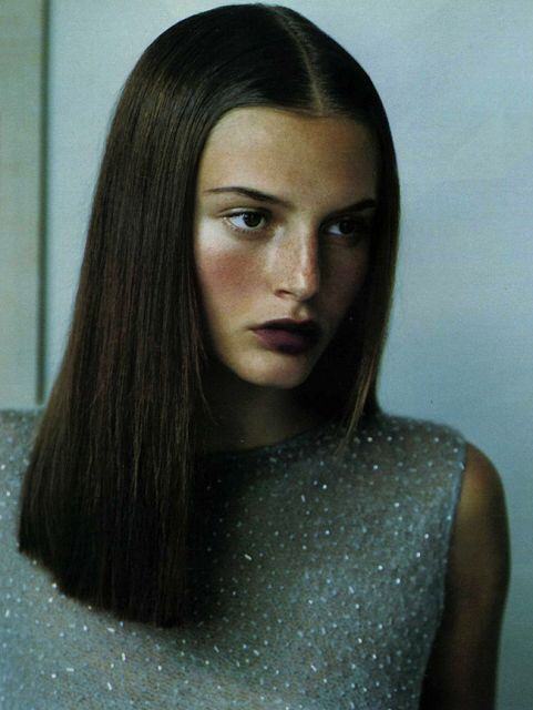 Blunt Cut Chin Dark Brown Bob Blunt Cut Chin Dark Brown Bob — Winter Haircuts for Straight Hair