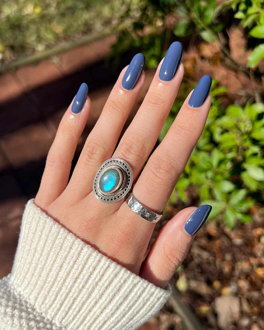 Dark Blue Grey Glossy Ovals Dark Blue Grey Glossy Ovals — Winter Acrylic Nail Colors