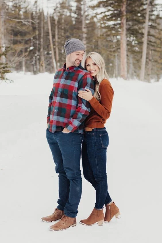Plaid Shirt and Rust Sweater for a Rustic Winter Couple's Shoot Plaid Shirt and Rust Sweater for a Rustic Winter Couple's Shoot — Winter Photoshoot Outfits