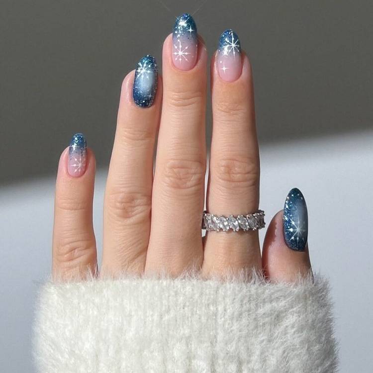 Pink to Blue Glitter Gradient with Snowflakes — Sparkly Blue Glitter At The Tips Pink to Blue Glitter Gradient with Snowflakes — Sparkly Blue Glitter At The Tips — Winter Round Nails
