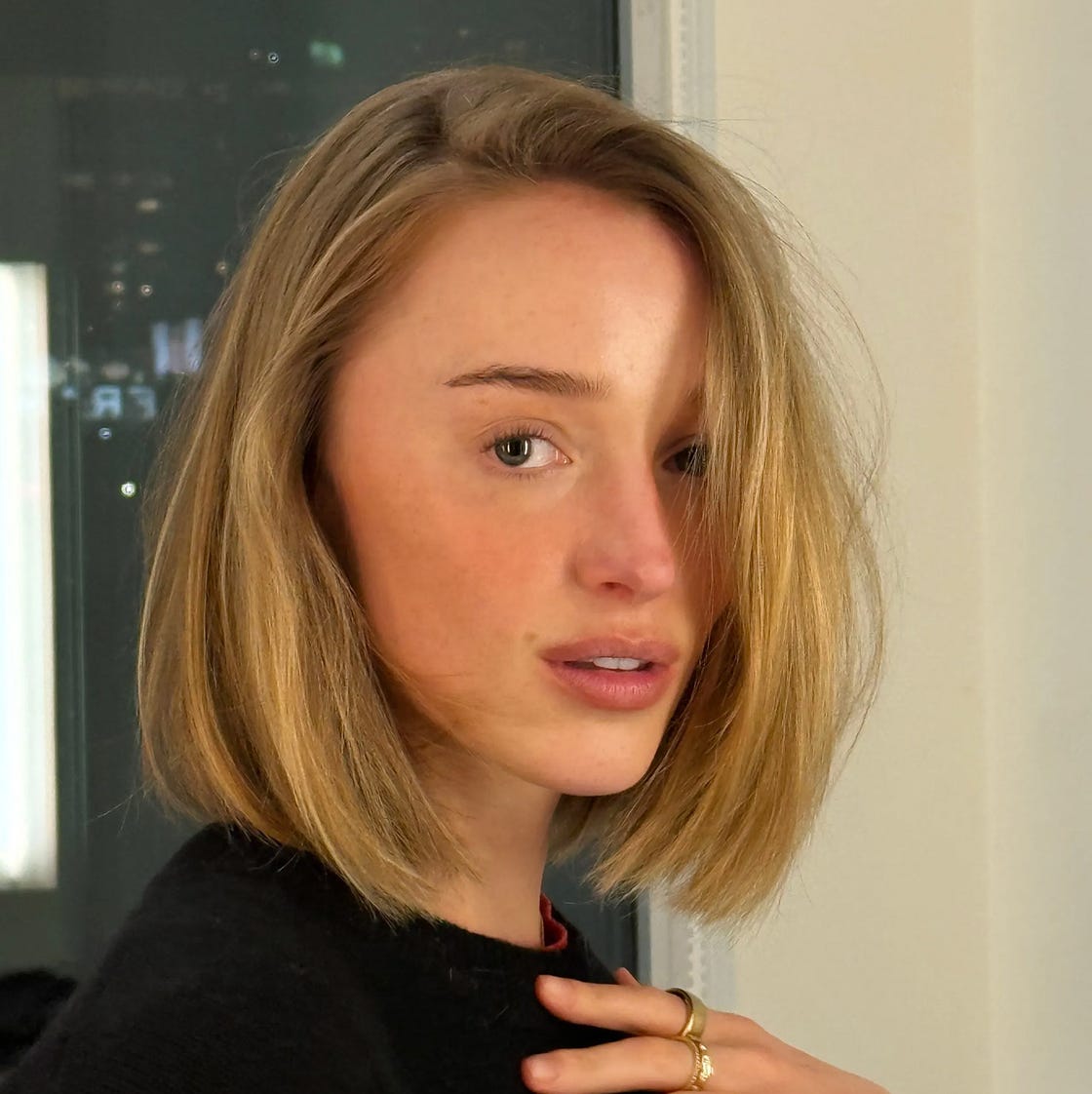 Polished Ash Blonde Bob With Blowout Polished Ash Blonde Bob With Blowout — Short Winter Haircuts