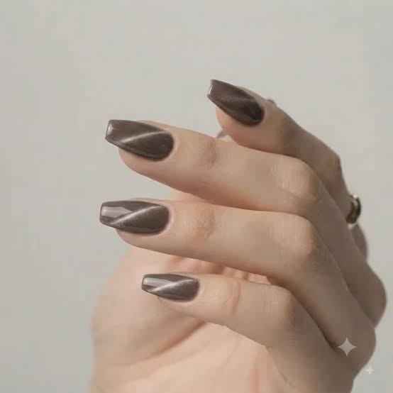 None Rich Brown Cat Eye Coffins None Rich Brown Cat Eye Coffins — Winter Cat Eye Nails