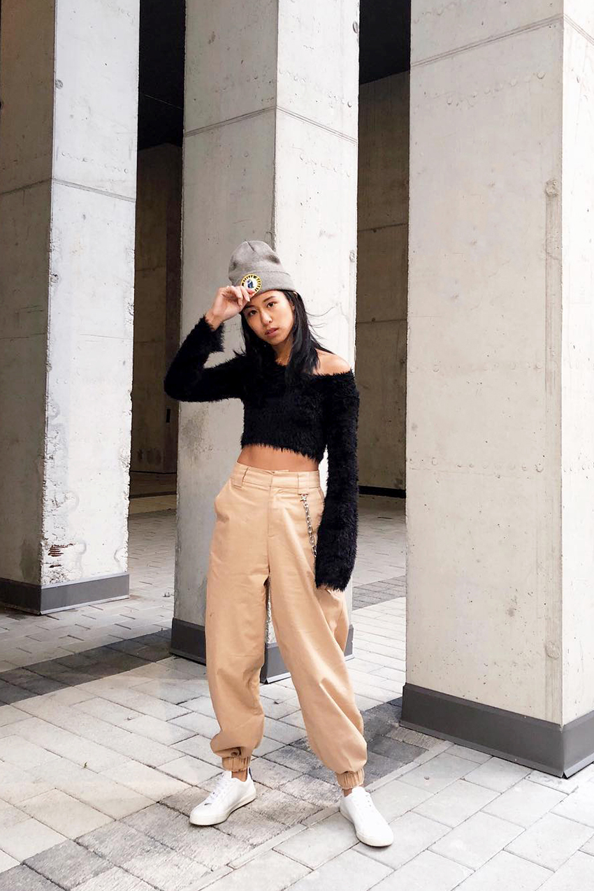 Fuzzy Off-the-Shoulder Top with Baggy Cargo Pants — Grunge Winter Outfits