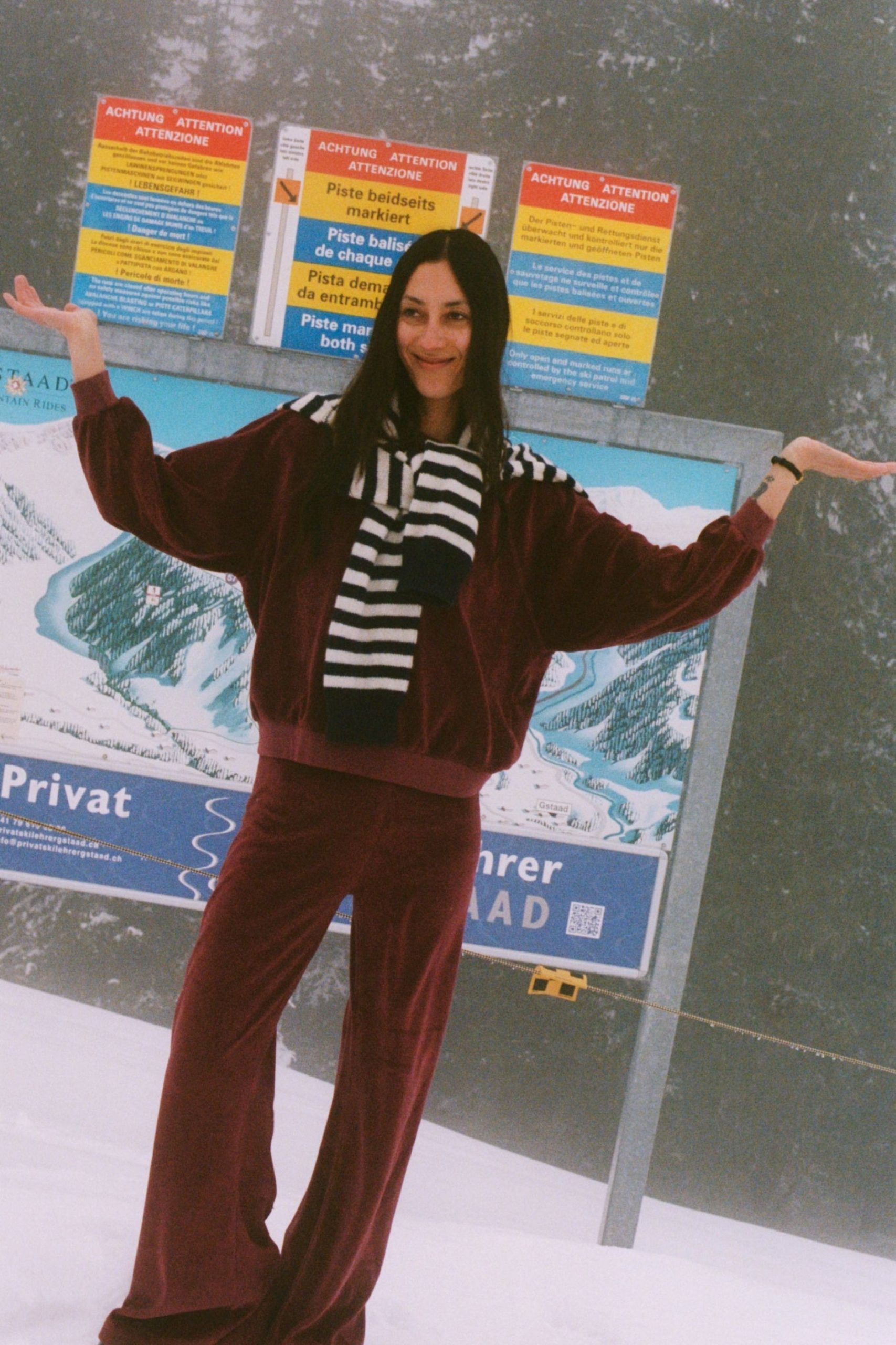 Burgundy Velour Tracksuit for Ski Resort Chic — Europe Winter Outfits