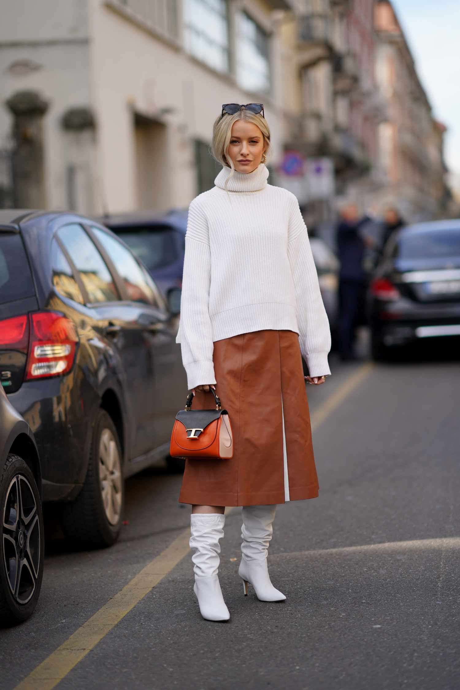 Chunky Knit Meets Leather: A Winter Texture Play Chunky Knit Meets Leather: A Winter Texture Play — Winter Going Out Outfits