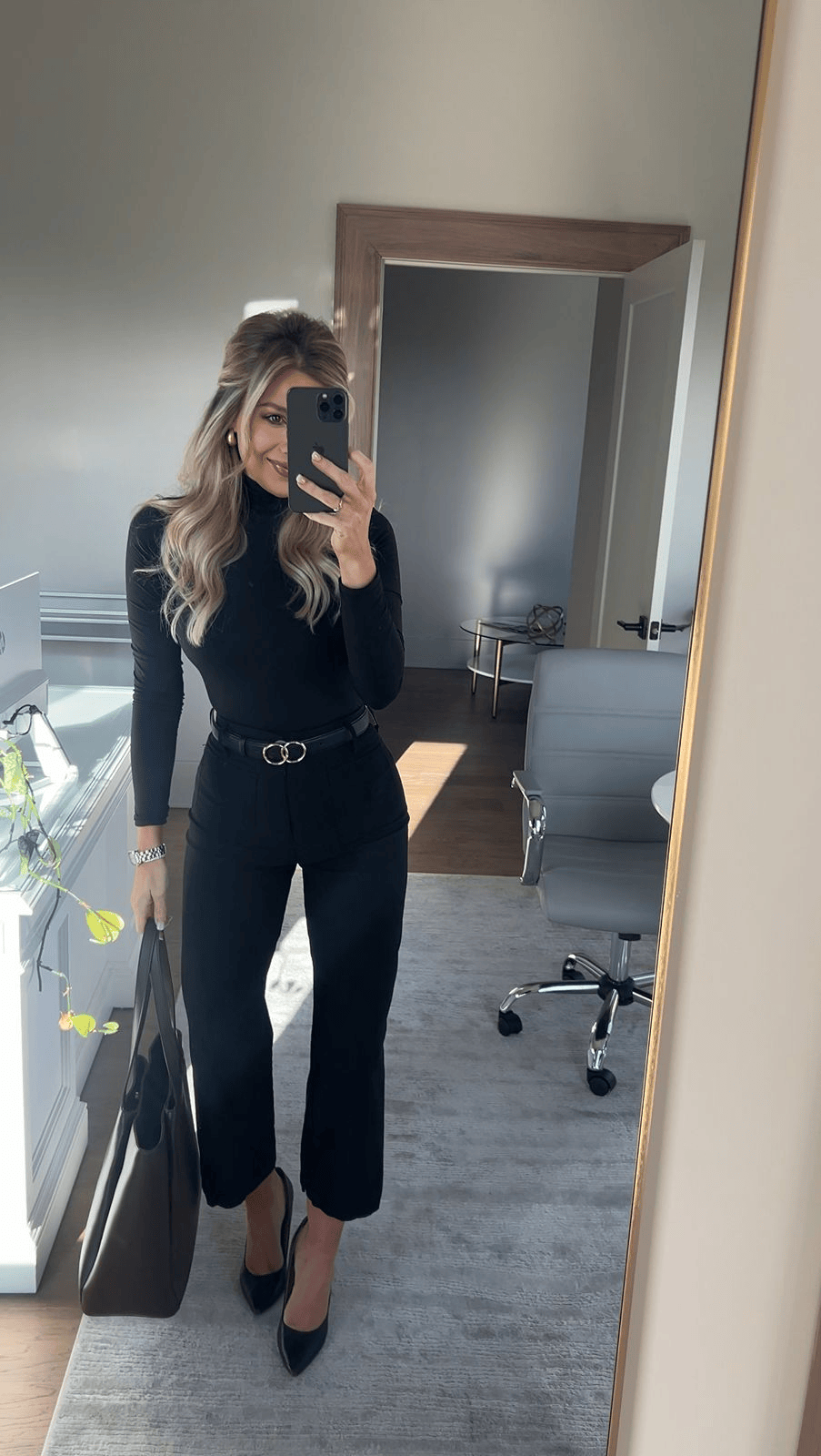 Chic All-Black Ensemble with Refined Accessories Chic All-Black Ensemble with Refined Accessories — Winter Business Casual Outfits