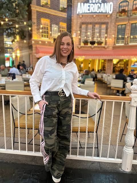 Edgy Camouflage Cargo Pants with Pink Stripes Edgy Camouflage Cargo Pants with Pink Stripes — Las Vegas Winter Outfits