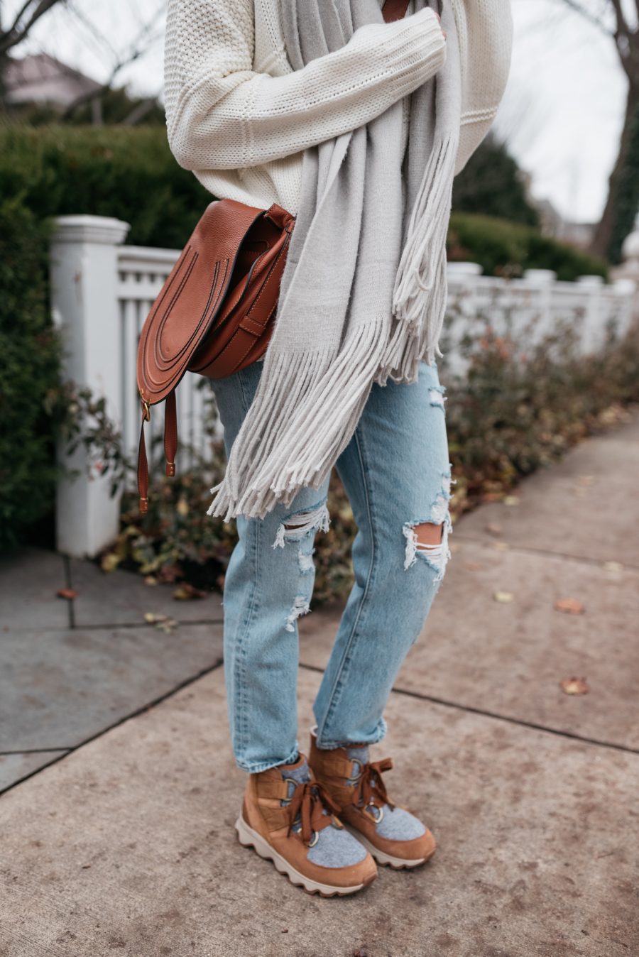 Casual Day Out with Lace-Up Winter Boots Casual Day Out with Lace-Up Winter Boots — Winter Boots Outfits