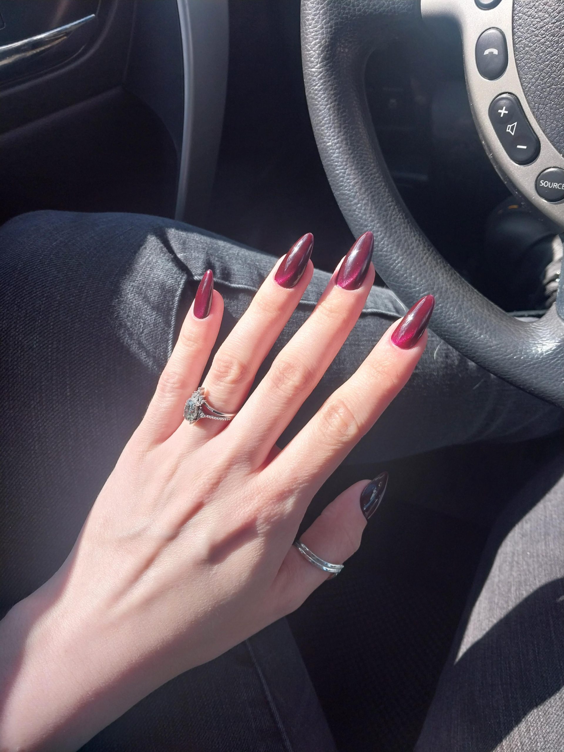 Burgundy Cat-Eye Almond Nails Burgundy Cat-Eye Almond Nails — Black Cherry Nails