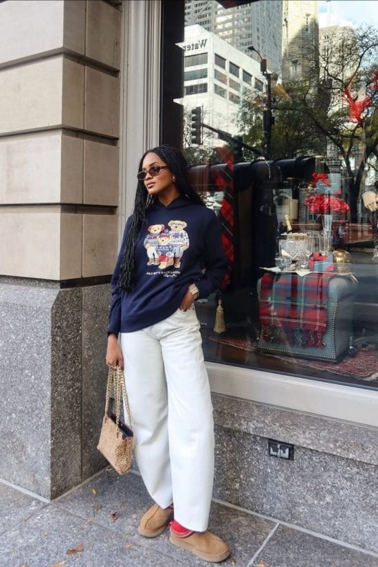 Graphic Hoodie and White Wide-Leg Pants for Casual Cool Graphic Hoodie and White Wide-Leg Pants for Casual Cool — Aesthetic Winter Outfits