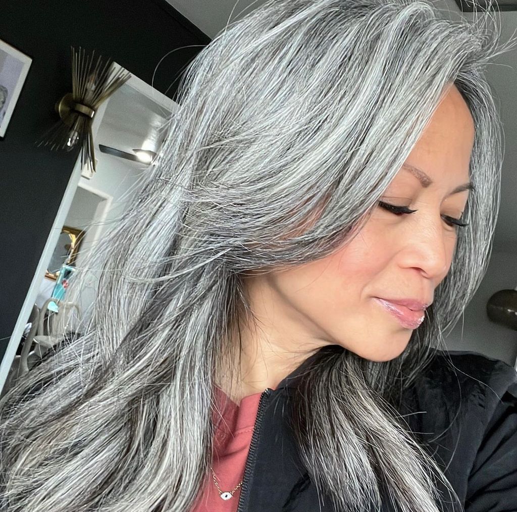 Long Wavy Gray With Silver Highlights — Gray Blending Highlights
