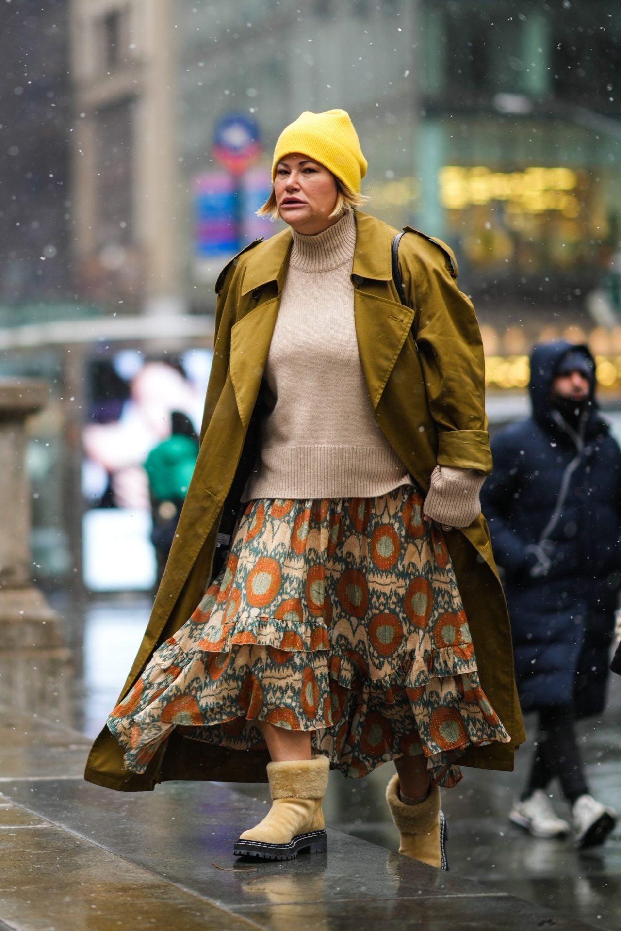 Shearling-Lined Boots with a Printed Midi Skirt and Trench Coat Shearling-Lined Boots with a Printed Midi Skirt and Trench Coat — Snow Boots Outfits
