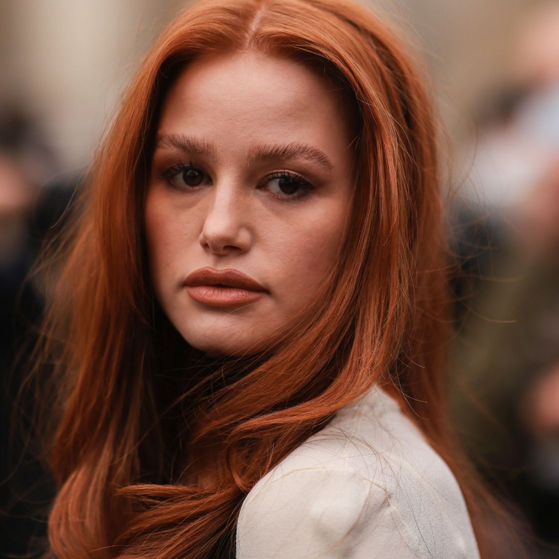 Natural Copper Red Loose Waves — Winter Hair Colors for Redheads