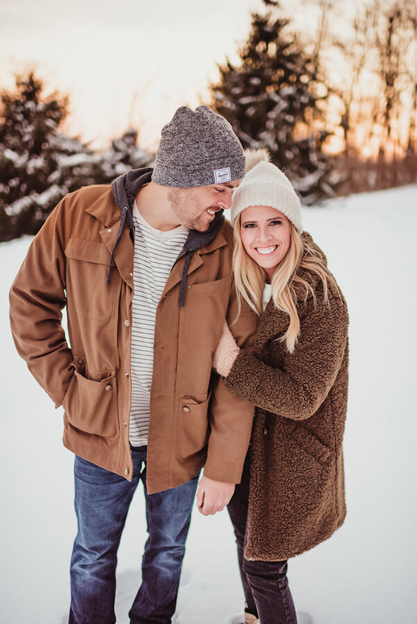 Cream Fuzzy Coat and Layered Tops for a Cozy Couple's Shoot Cream Fuzzy Coat and Layered Tops for a Cozy Couple's Shoot — Winter Photoshoot Outfits